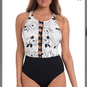 NWT Amoressa Miracle Suit.
